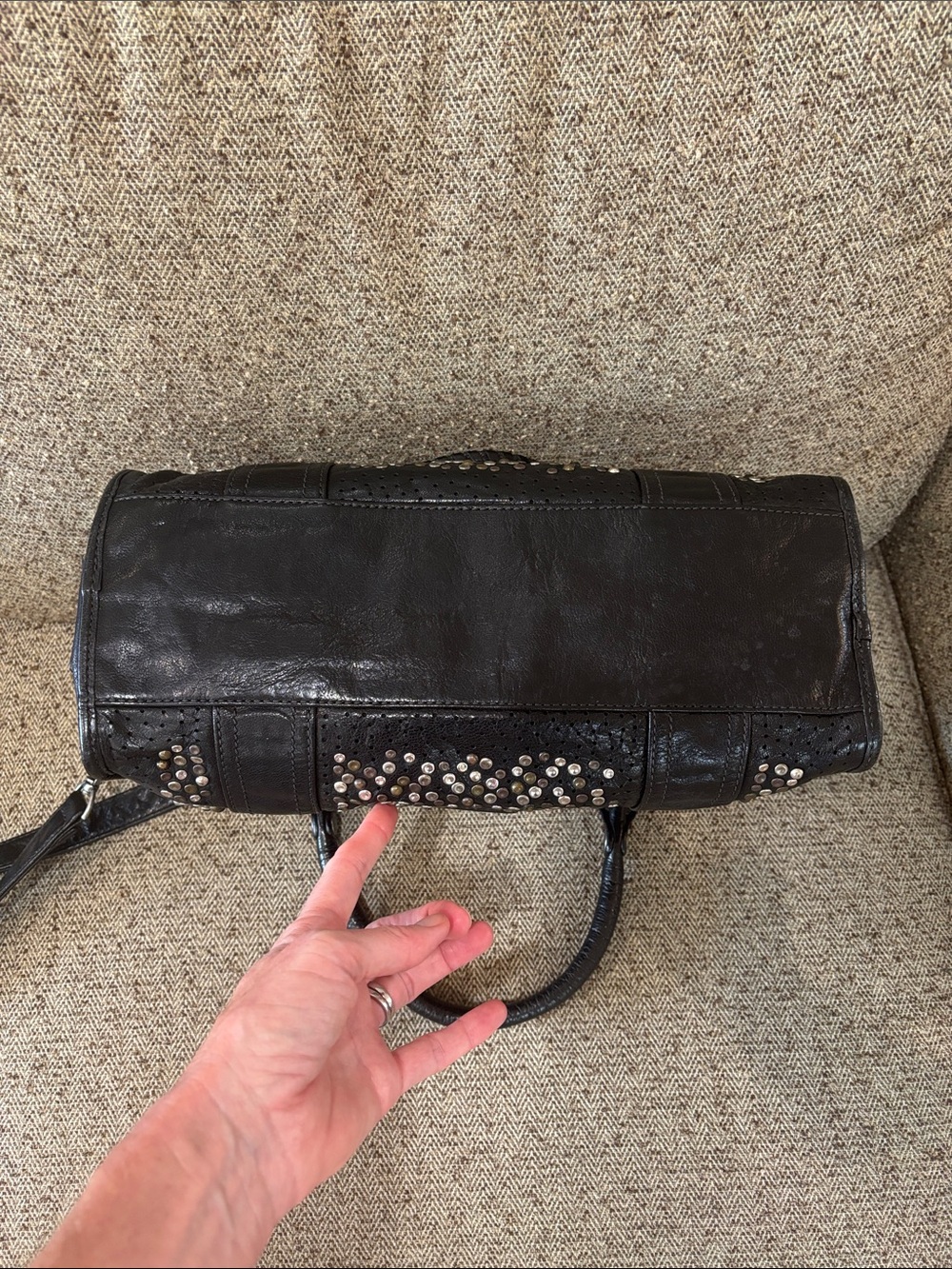 FRYE (rare!) Deborah Studded Black Leather Large Satchel w/ crossbody strap - Picture 7 of 8
